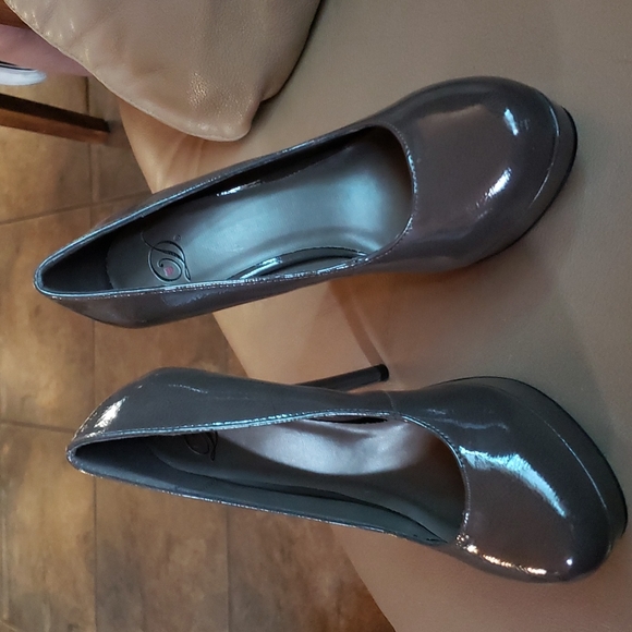 Brown platform stiletto heels - Picture 4 of 10